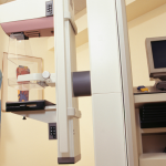 Educación en salud según Vinicius Tadeu Sattin Rodrigues: cómo abordar la mamografía sin miedo y fomentar la prevención.